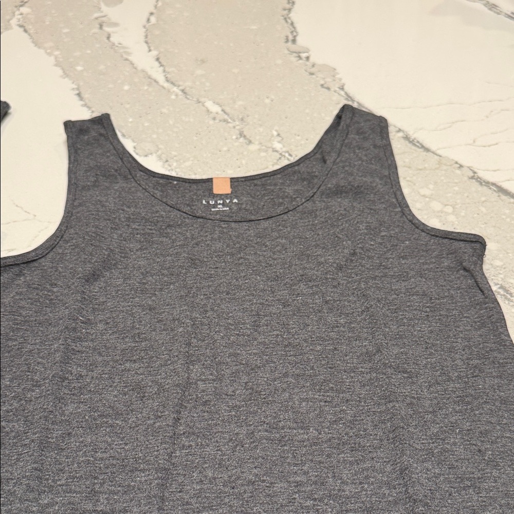 Lunya 2pc Charcoal Tank Tops Never Worn XL - Picture 3 of 4